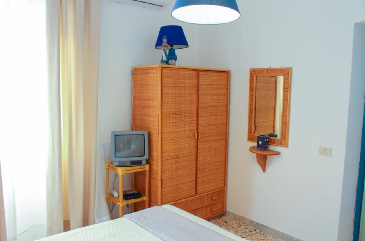 Rosa Dei Venti Ponza Hotel Bagian luar foto