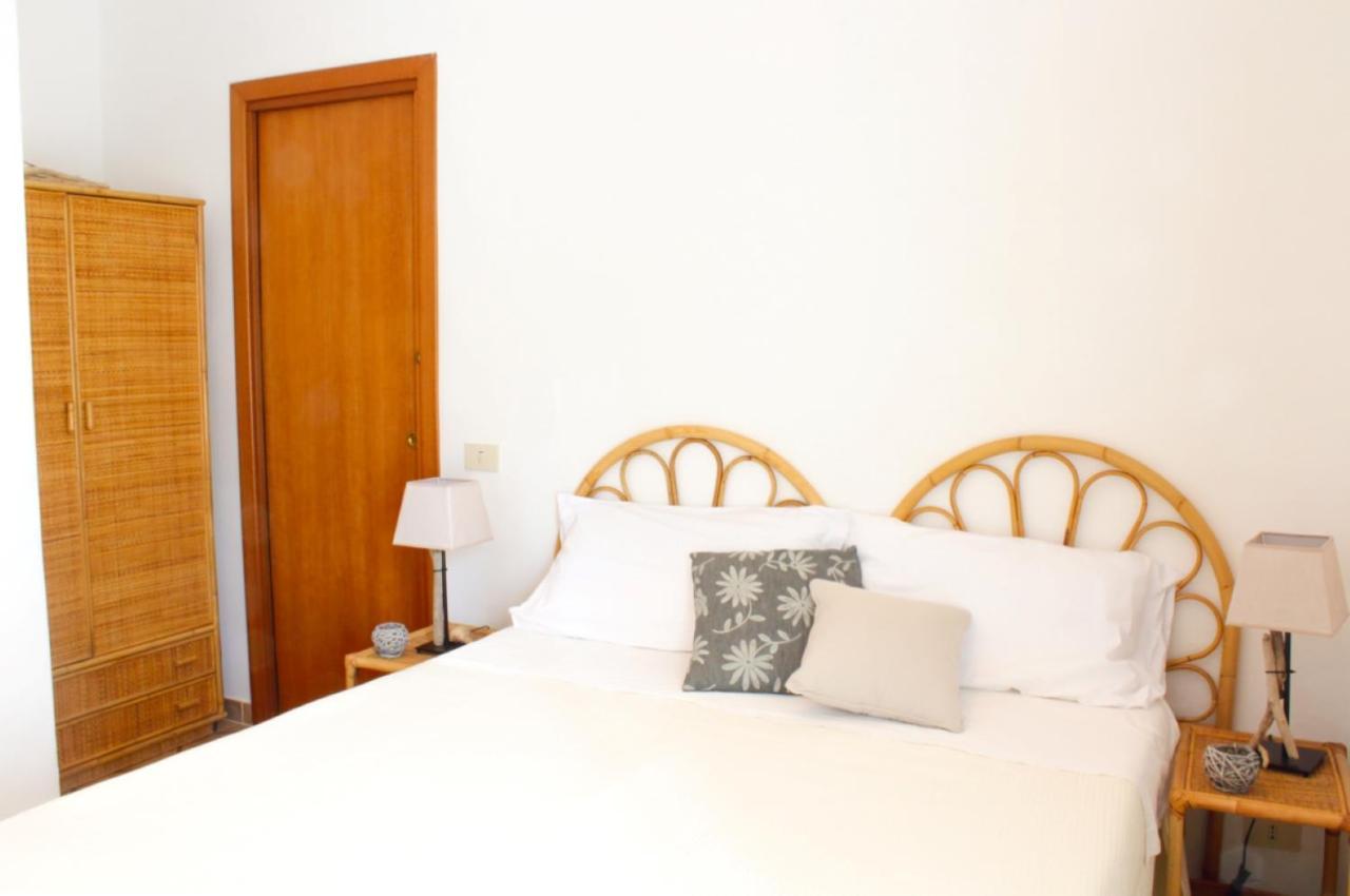 Rosa Dei Venti Ponza Hotel Bagian luar foto