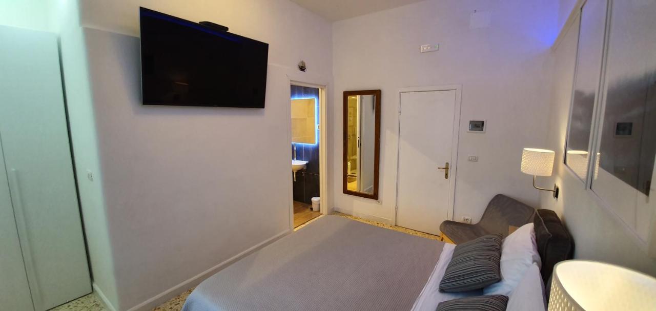 Rosa Dei Venti Ponza Hotel Bagian luar foto